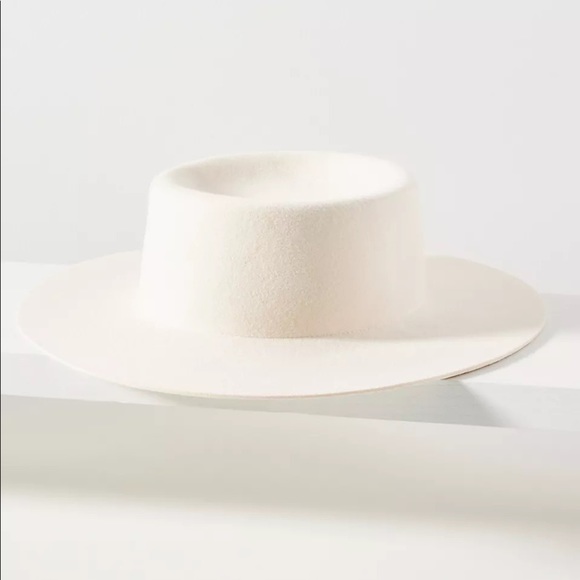 NWT - Anthropologie Van Palma Gold Plated Pin Styled Boater Made in France🇫🇷 - Picture 4 of 4